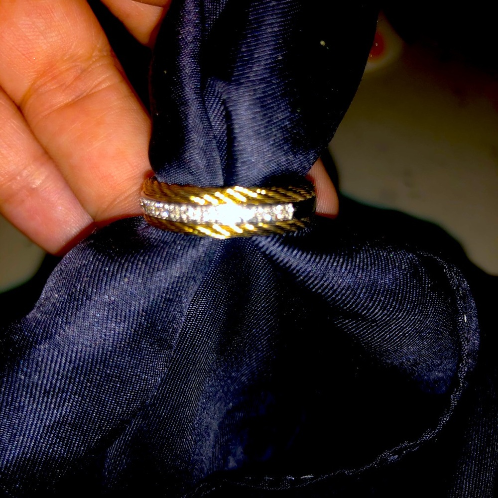 Alor Diamond band 18k gold.